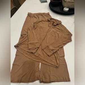 Skims Brown Button-Up Pajama Set